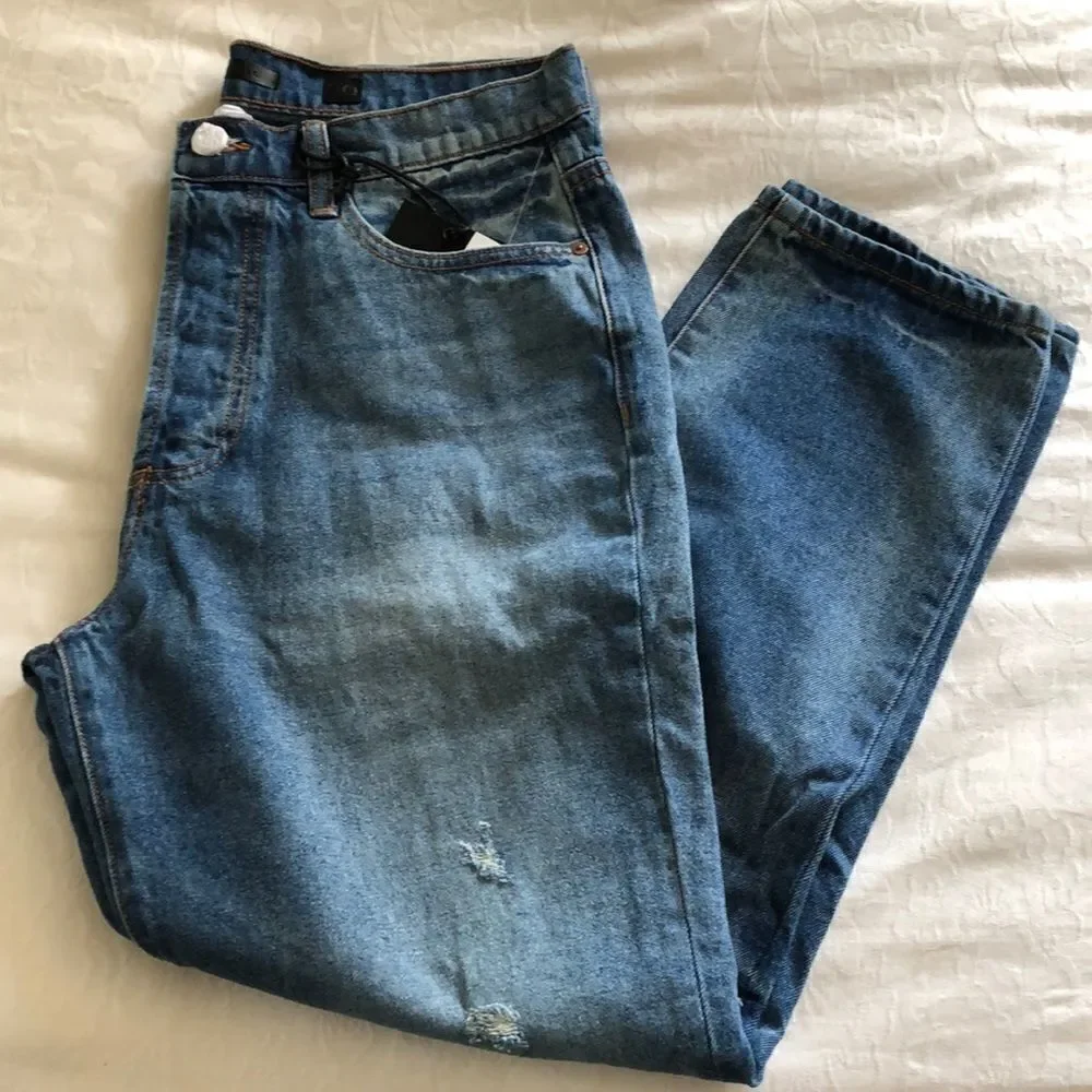 SP Black Ripped High waisted crop Mom Size 30 NWT